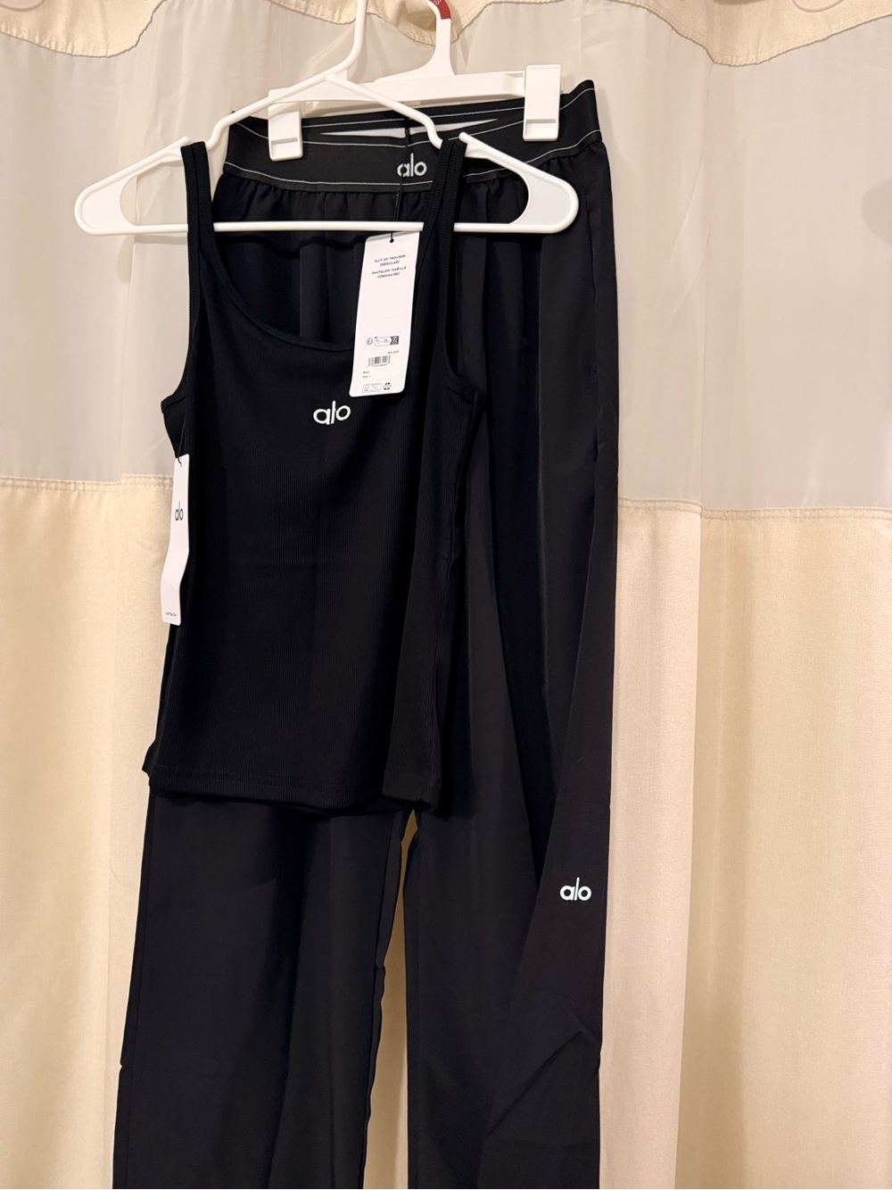 ALO Yoga Black Wide-Leg Track Pants with Matching Tank